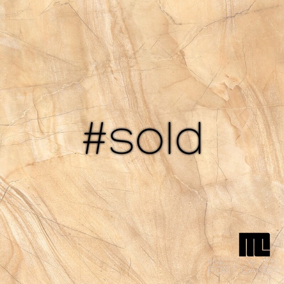 ❌Entire closet is sold❌ - Picture 1 of 2